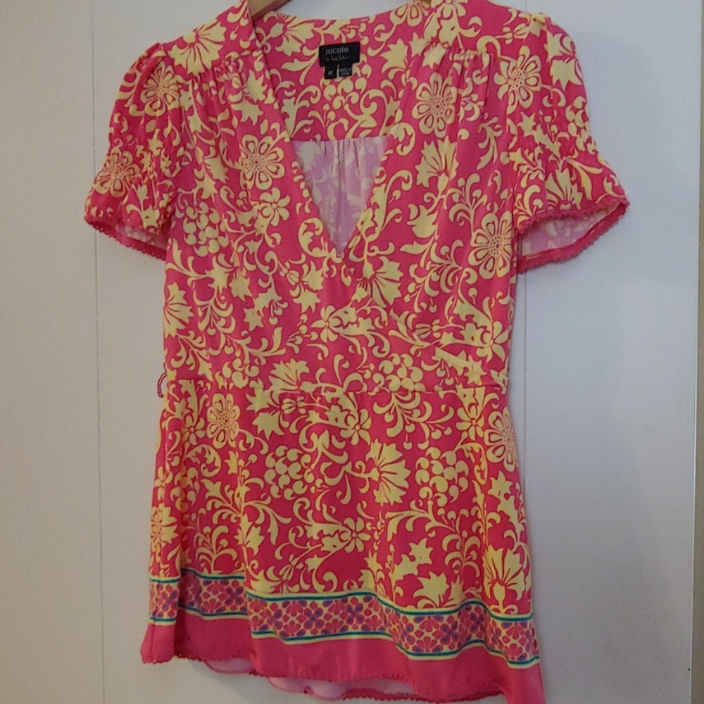 Nicole Miller top